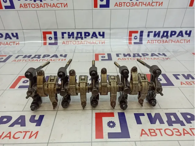 Ось коромысел Peugeot Partner