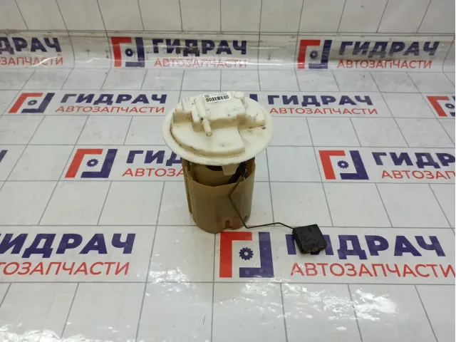 Насос топливный Peugeot Partner 1525HY