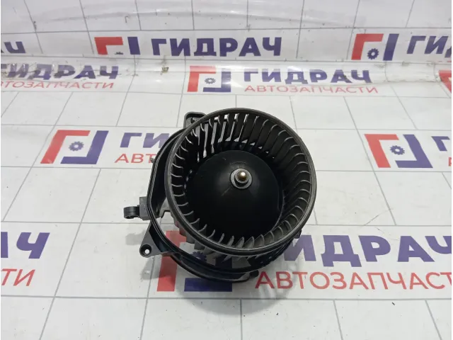 Моторчик отопителя (печки) задний Peugeot Traveller  1617561680