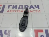 Переключатель (кнопка) круиз контроля Peugeot Traveller  98095330ZD