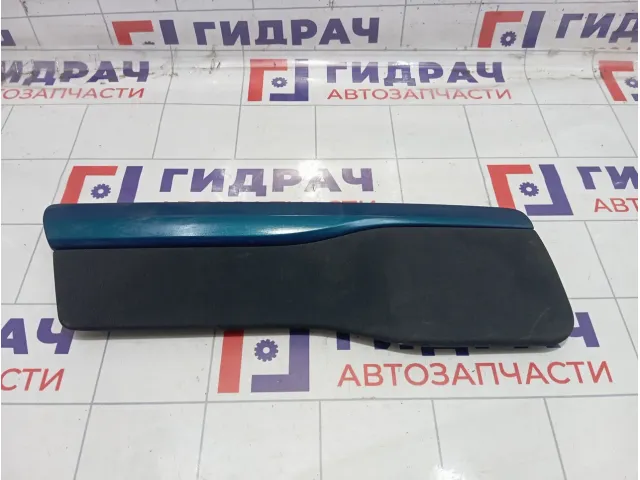 Обшивка багажника левая Peugeot Traveller  98130869ZD