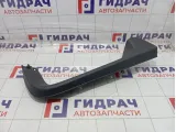 Обшивка двери багажника правая Peugeot Traveller  98102348ZD