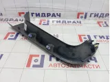 Обшивка двери багажника правая Peugeot Traveller  98102348ZD