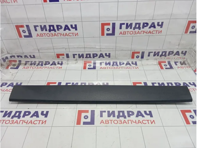 Обшивка двери багажника Peugeot Traveller  98102353