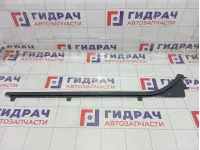 Накладка лобового стекла левая Peugeot Traveller  9808224780