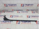 Накладка стекла переднего правого Peugeot Traveller 9808721180