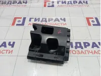 Кронштейн бампера заднего левый Peugeot Traveller  98096636XT