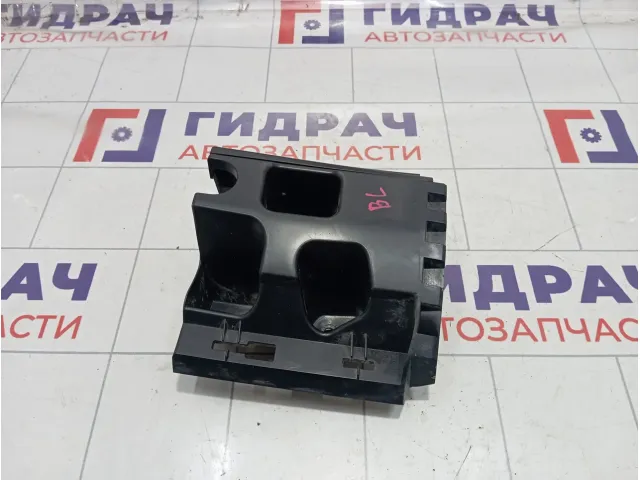 Кронштейн бампера заднего левый Peugeot Traveller  98096636XT
