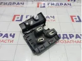 Кронштейн бампера заднего левый Peugeot Traveller  98096636XT