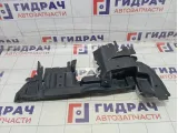 Дефлектор радиатора левый Peugeot Traveller  9808276980