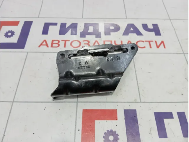 Кронштейн топливного фильтра Peugeot Traveller  9805319080