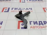 Петля капота Peugeot Traveller  9808405680