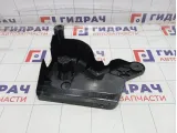 Защита топливного бака Peugeot Traveller  9816482080
