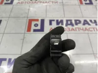 Кнопка стеклоподъемника правая Peugeot Traveller  96762292ZD