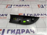 Крышка зеркала внутренняя правая Peugeot Traveller  98089934ZD