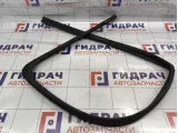 Уплотнитель стекла передний правый Peugeot Traveller  9808721180