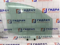 Стекло двери переднее правое Peugeot Traveller  9808077380