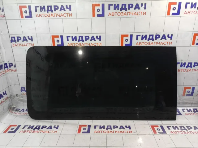 Стекло двери заднее левое Peugeot Traveller  9819676780