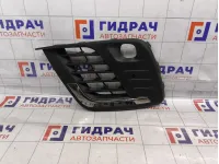 Решетка бампера передняя правая Peugeot Traveller  98118241XT