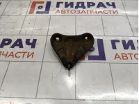 Кронштейн выпускного коллектора Peugeot Traveller  9801233180