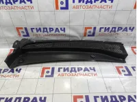Решетка под лобовое стекло (Жабо) левая Peugeot Traveller  98084672XT