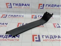 Обшивка двери багажника левая Porsche Cayenne (9PA) 7L5867587