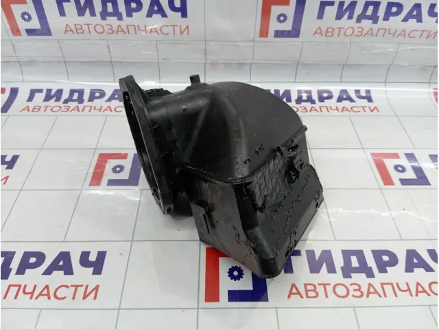 Воздухозаборник Porsche Cayenne (9PA) 7L0819049