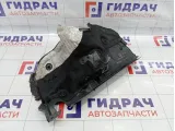 Пыльник двигателя правый Porsche Cayenne (9PA) 7L5819512D