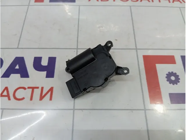 Моторчик заслонки отопителя Porsche Cayenne (9PA) 7L0907511AK