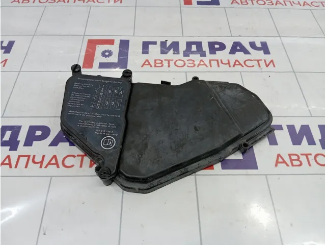 Крышка блока предохранителей Porsche Cayenne (9PA) 95561011101