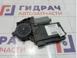 Моторчик стеклоподъемника задний правый Porsche Cayenne (9PA) 95562470401