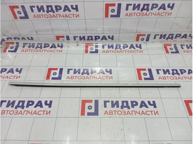 Накладка стекла заднего правого Porsche Cayenne (9PA) 95553347200
