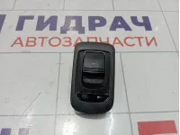 Кнопка стеклоподъемника правая Porsche Cayenne (9PA) 7L5959858B