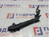 Кронштейн бампера переднего правый Porsche Cayenne (9PA) 7L5807050