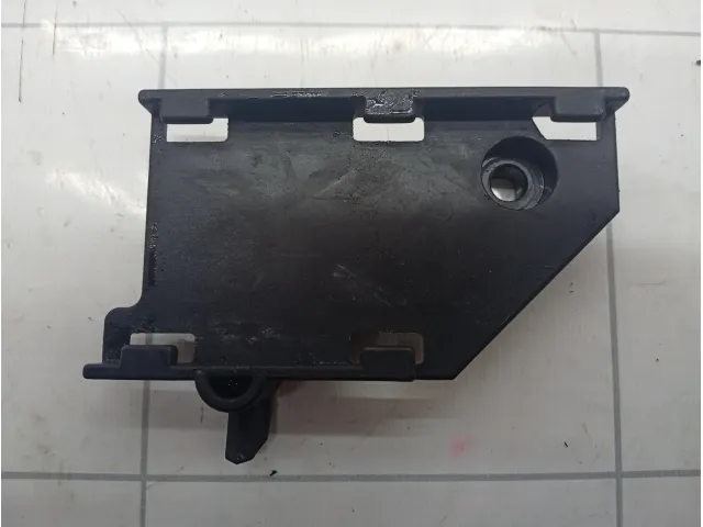Кронштейн расширительного бачка Porsche Cayenne 7L0121093A