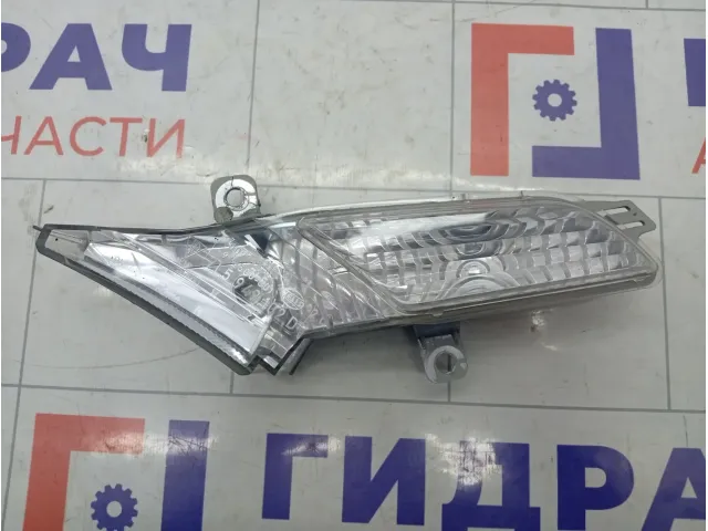Указатель поворота в бампер правый Porsche Cayenne 7L5949102D