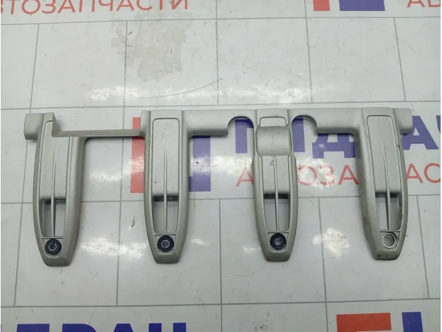 Накладка двигателя правая Porsche Cayenne 7L5103908A