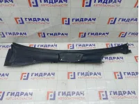 Решетка под лобовое стекло (Жабо) левая Porsche Cayenne 7L5819403F