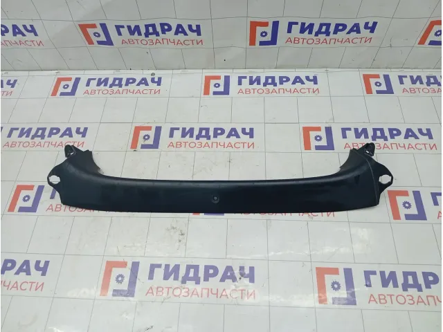 Накладка бампера передняя верхняя Porsche Cayenne 7L5805507E