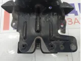 Замок капота с кронштейном Porsche Cayenne 7L5823480B
