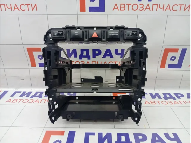 Рамка магнитолы Porsche Cayenne 7L5857093