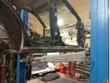 Порог со стойкой правый Porsche Cayenne
