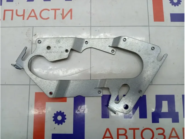 Кронштейн сервоприводов отопителя Porsche Cayenne 7L08131236C