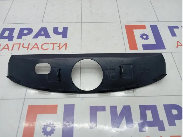 Накладка двери (крышки) багажника Porsche Cayenne 7L5867927