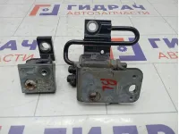 Петли двери задней левой Porsche Cayenne 7L0833411A