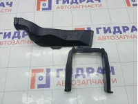 Воздуховод отопителя (печки) для задних пассажиров левый Porsche Cayenne 7L0819633B
