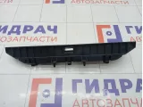 Кронштейн пола багажника Porsche Cayenne 7L0864225B