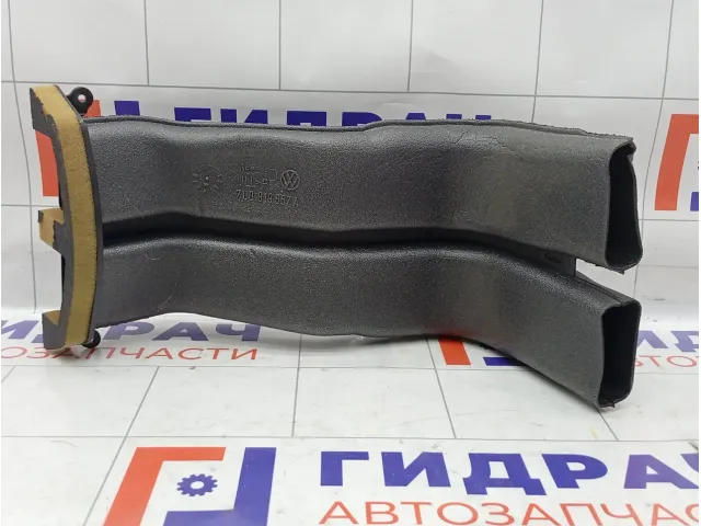 Воздуховод отопителя (печки) пола передний левый Porsche Cayenne 7L0819657A
