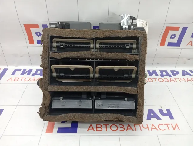 Воздуховод отопителя (печки) корпус отопителя Porsche Cayenne 7L0815357
