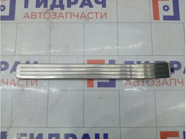 Накладка порога внутренняя задняя правая Porsche Cayenne 7L0853794C